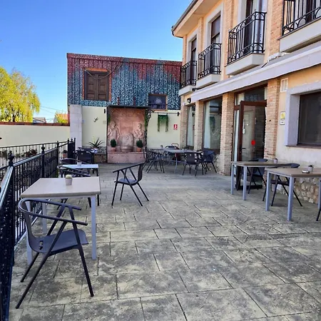 Guest house Domus Viatoris 2*